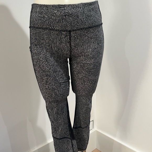 lululemon workout set - Picture 6 of 6